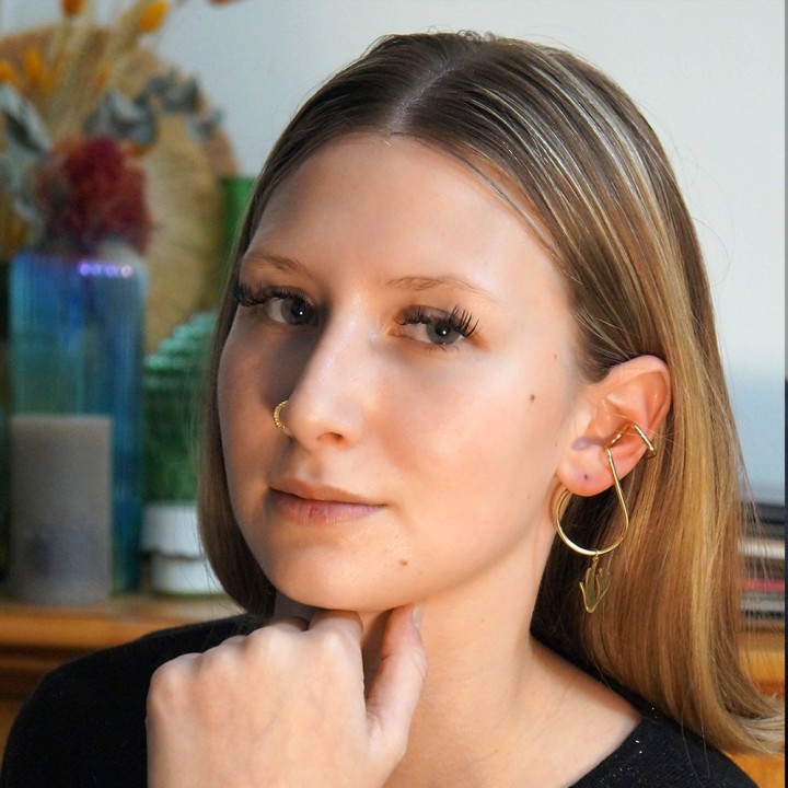 bijou d'oreille argenté le Neomad